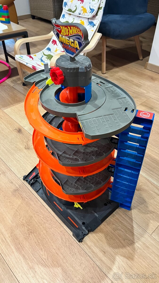 Predám HOTWHEELS GARAGE - 4