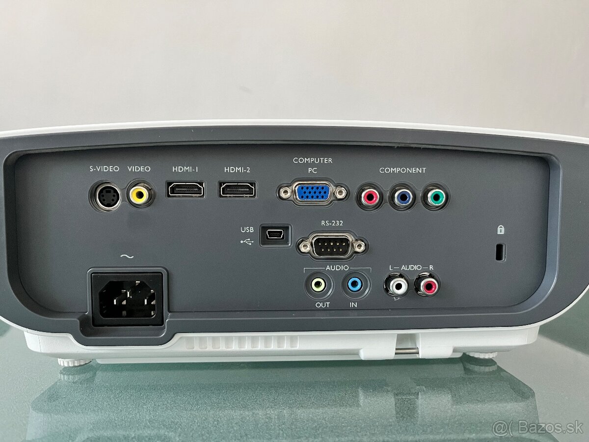 Projektor BenQ W700 - 4