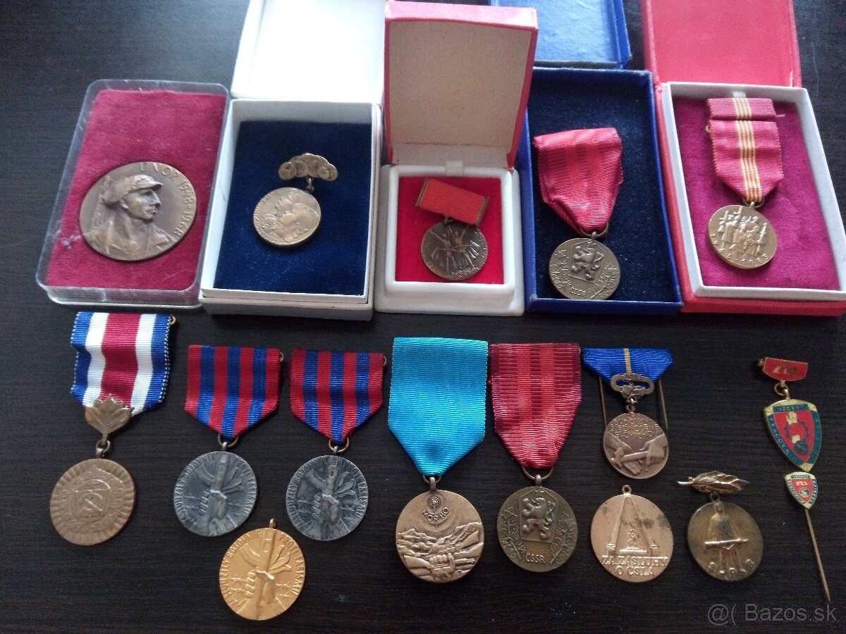 Rôzne medaile odznaky.SNP.Odboj.CSSR - 4