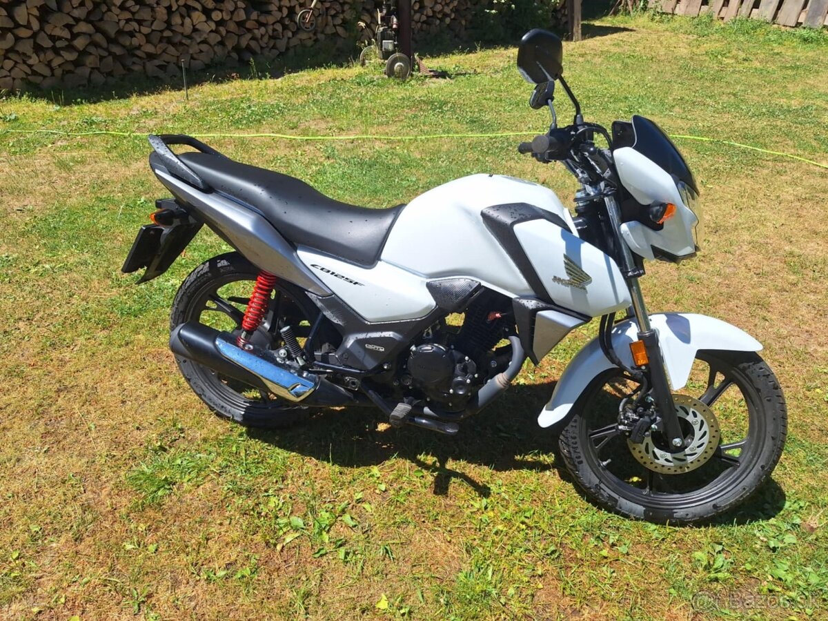 Honda CBF125 - 4