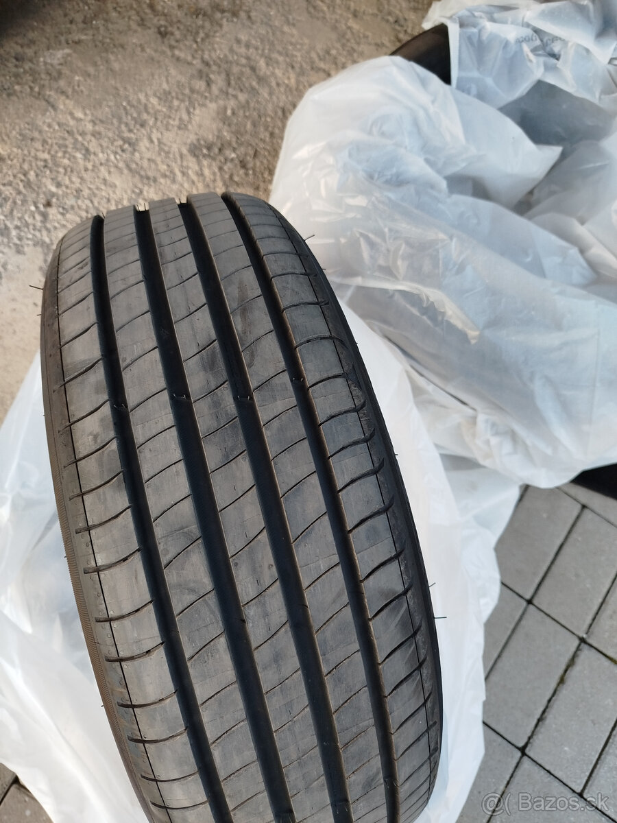 Predám letné pneumatiky Michelin - 4