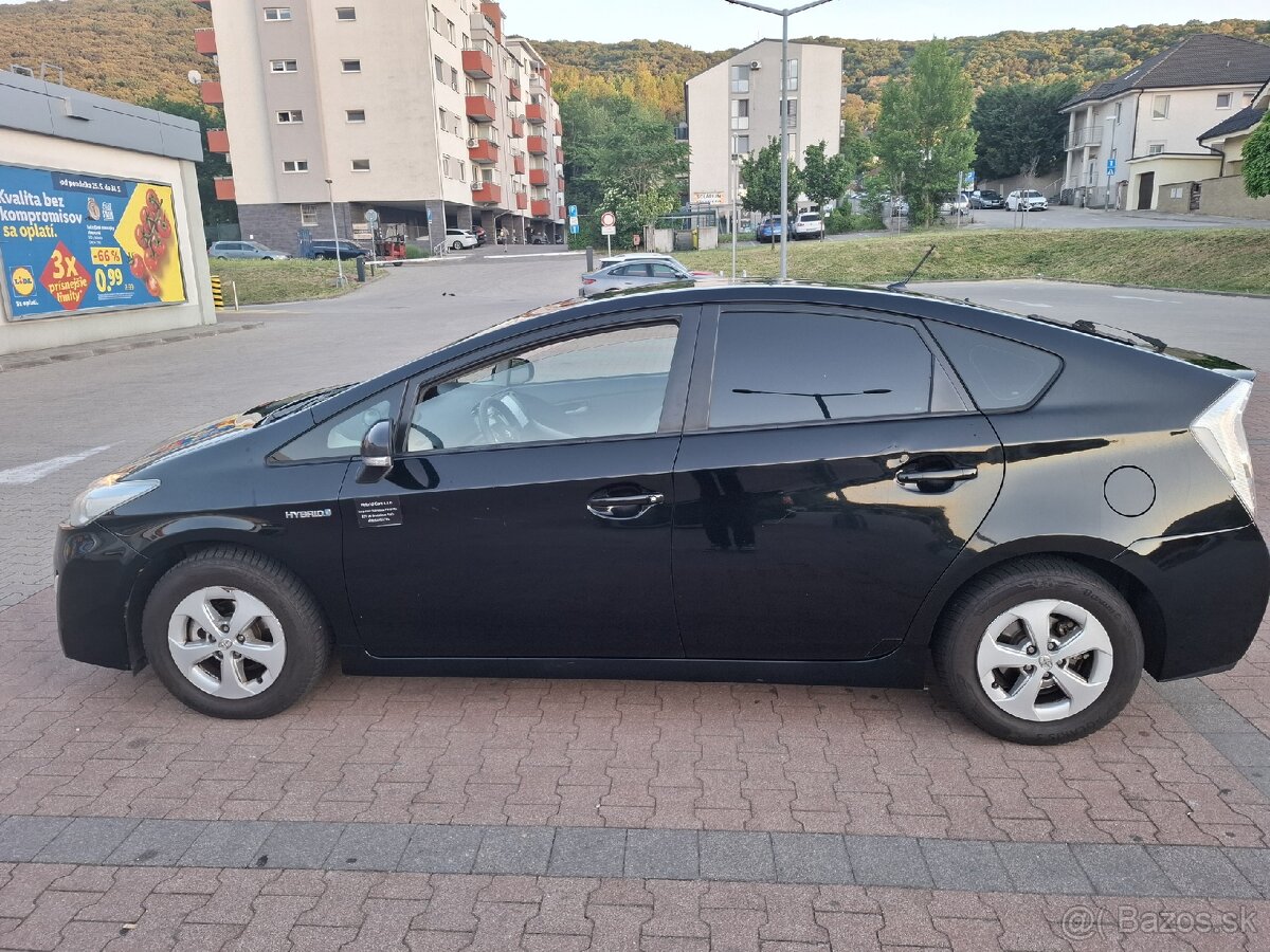 Toyota Príus 30 - 4