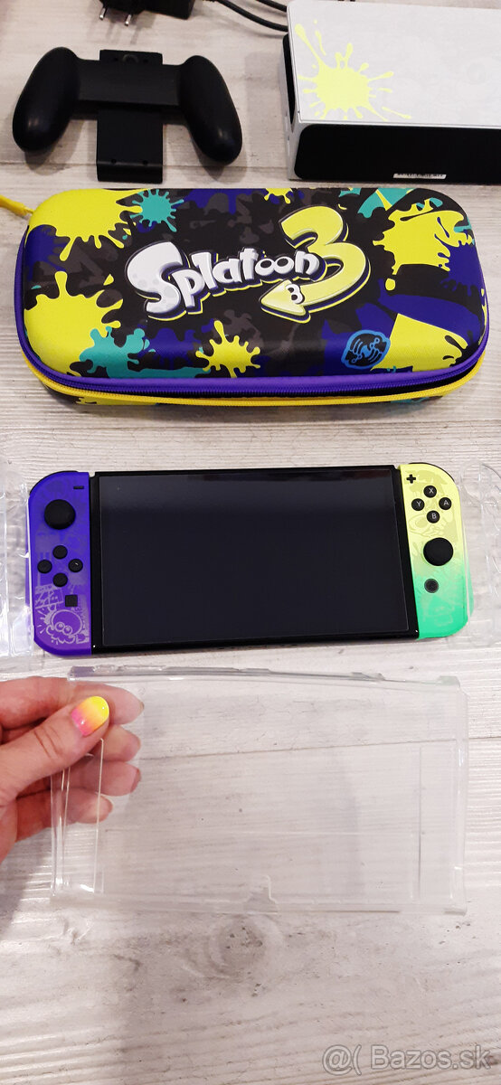 Nintendo Switch OLED Splatoon 3 Edition - 4