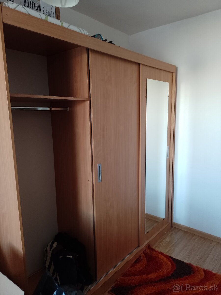 Skriňa obývacia stena - 4