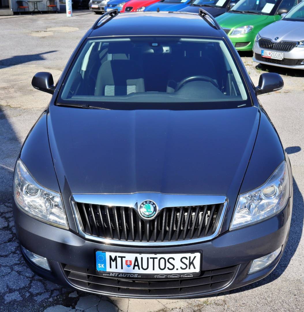 Škoda Octavia Combi 1.6 TDI CR DPF Ambiente - 4