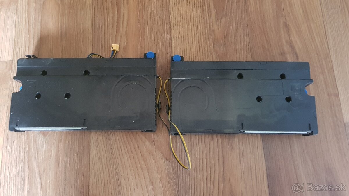 SAMSUNG UE49NU7172UXXH - 4