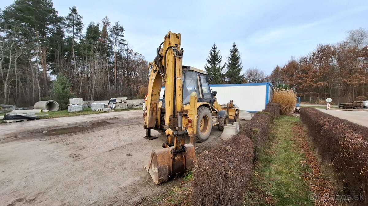 CATERPILLAR 428 B - 4