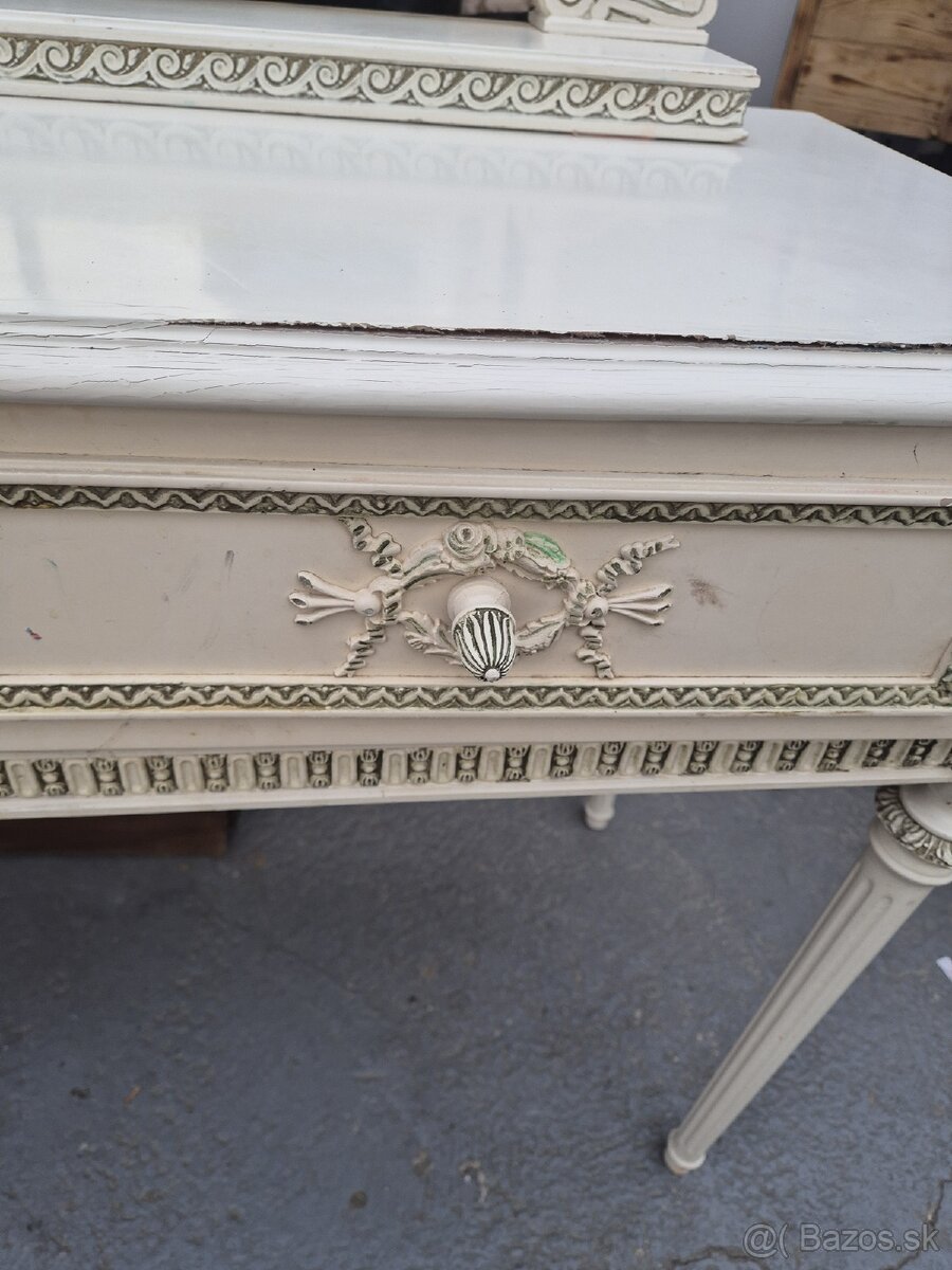 Predam toaletny stolik - 4