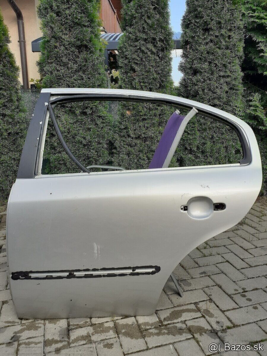 Predam dvere skoda octavia rok 1998-2001strieborne - 4