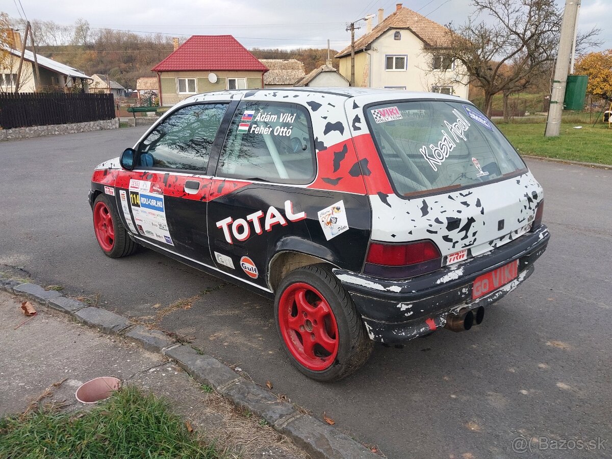 Pretekárske auto Renault Clio 1 - 4