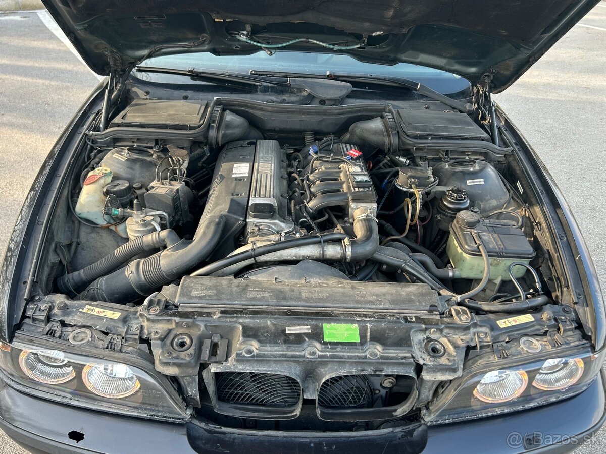 BMW E39 - 4