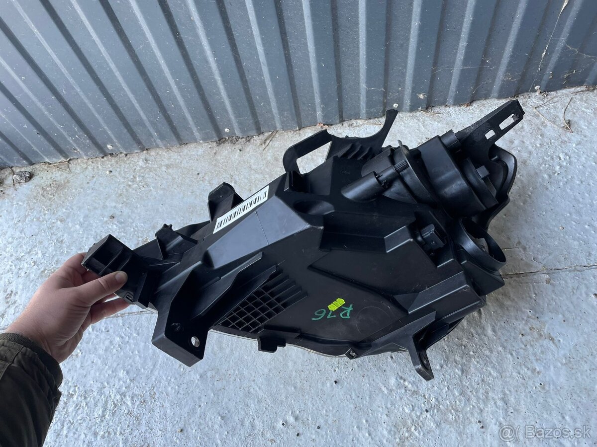 Peugeot Partner svetlo predné pravé - 4