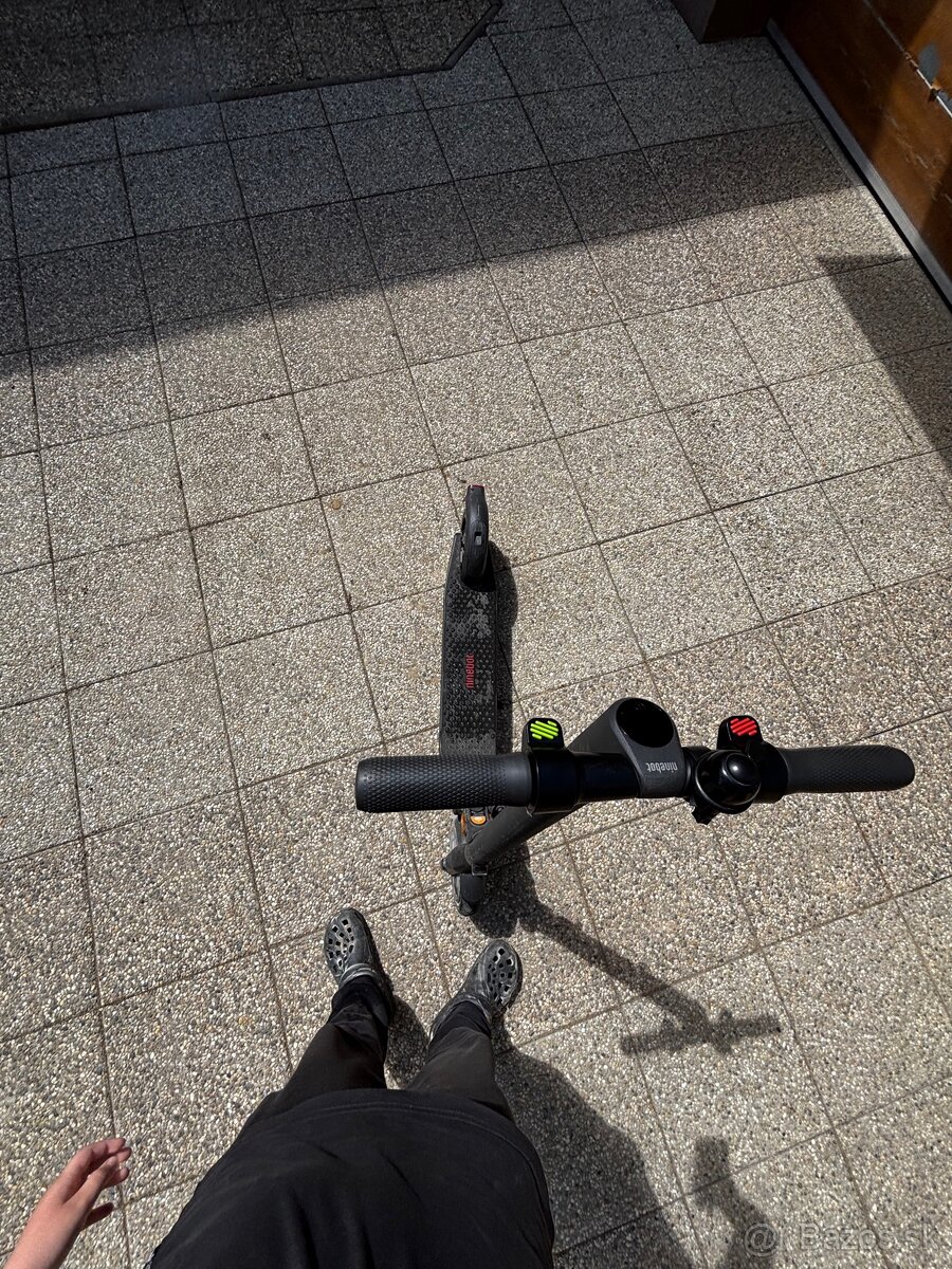 Ninebot KickScooter E22E - 4