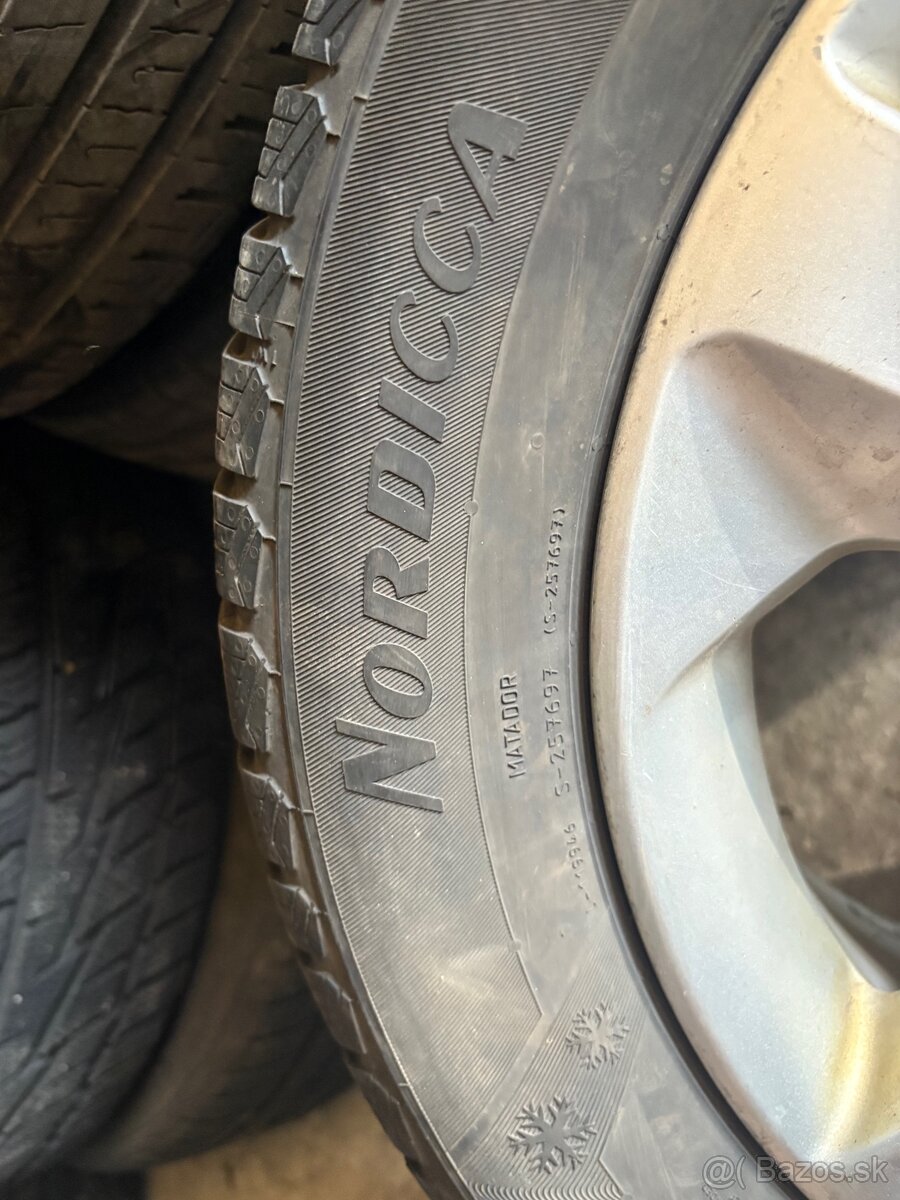 Zimná sada 205/55 r16 - 4