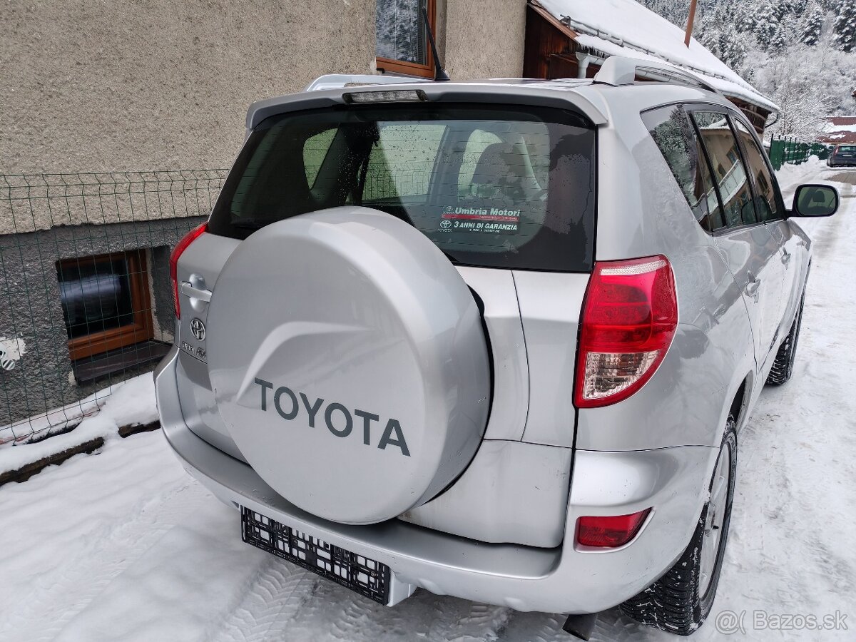 Rav4 2,2 100kw Taliansko - 4