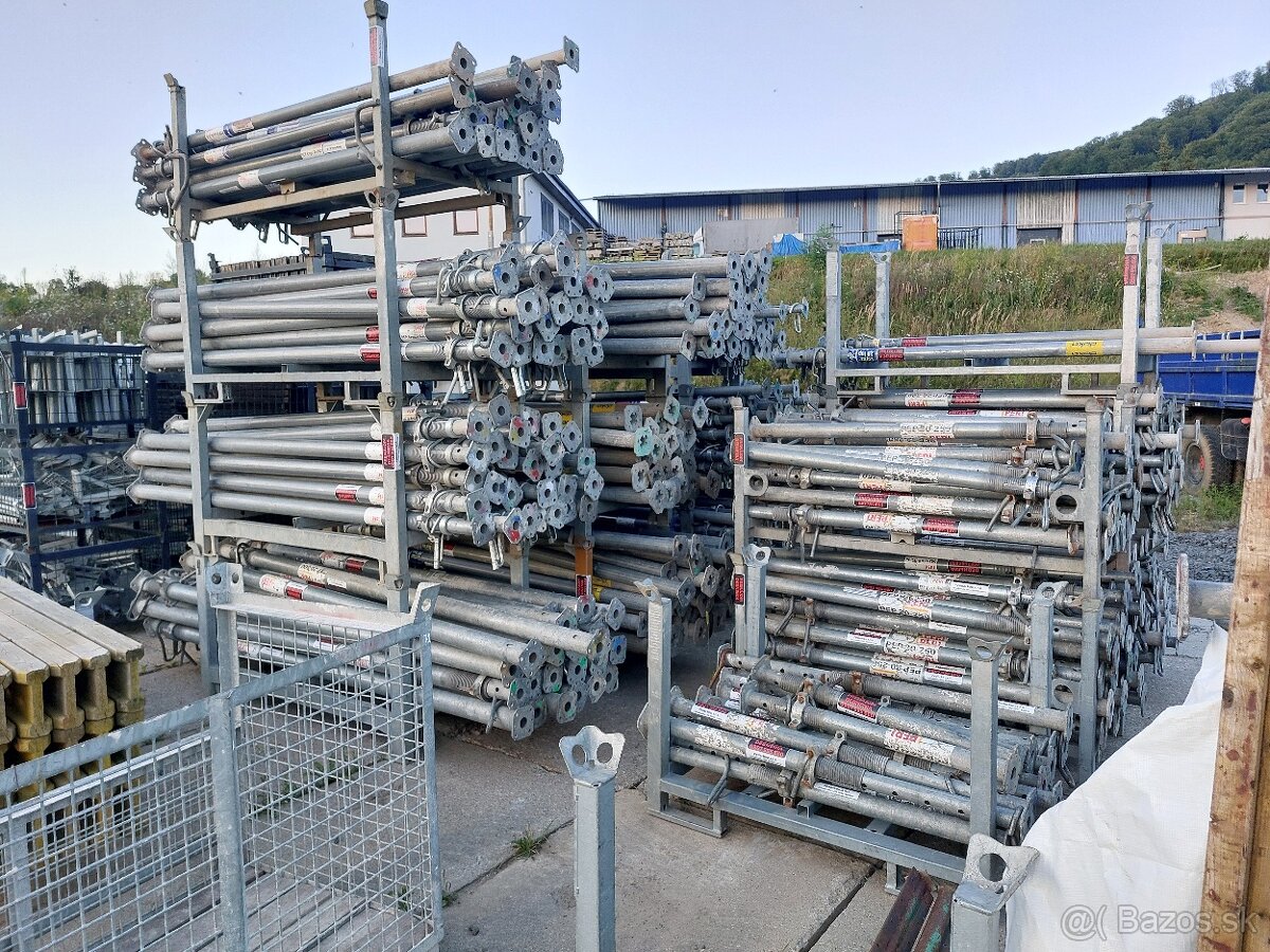 Stropné a stenové debnenie peri doka, lešenie - 4