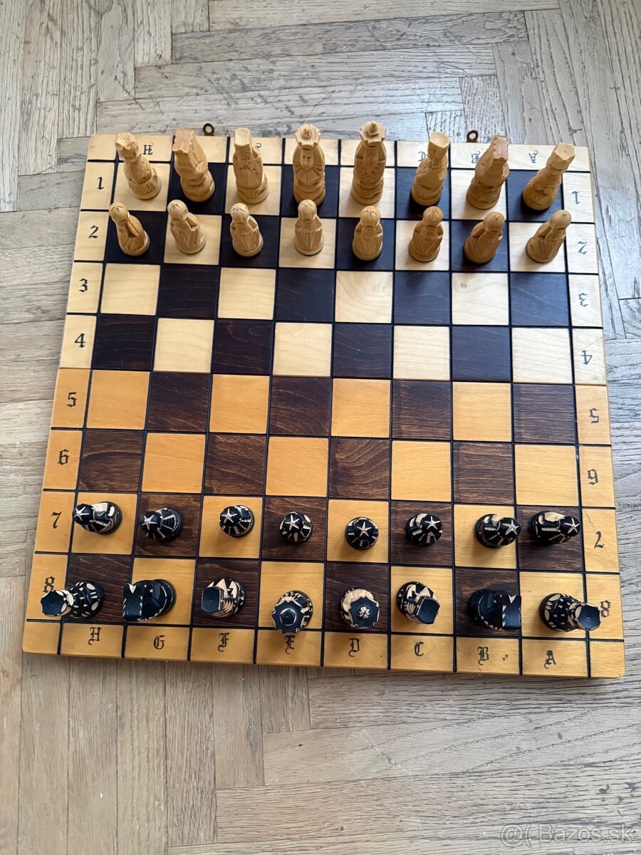 Originálne drevené šachy (53x52 cm) Nové - 4