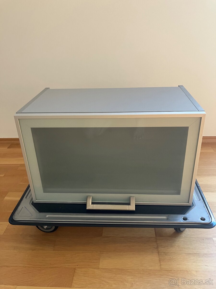 Dve kuchynske vyklopne skrinky Hanak - 4