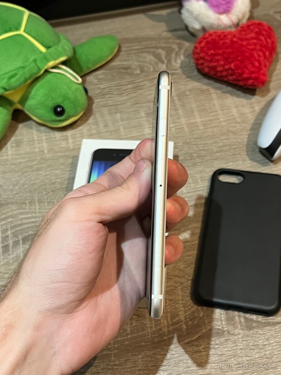Apple iPhone SE 2022 64GB White - 4