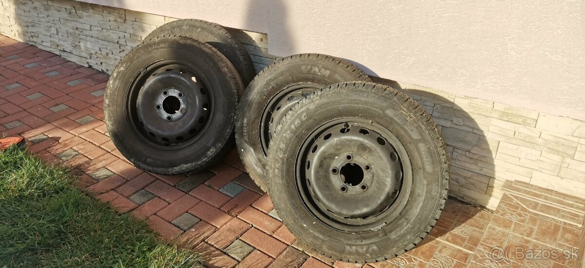 Pneumatiky a disky Renault Master - 4
