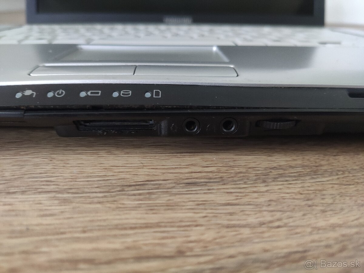 TOSHIBA Satellite A210 (AMD Athlon 64 X2 TK-57) Ubuntu 24.04 - 4