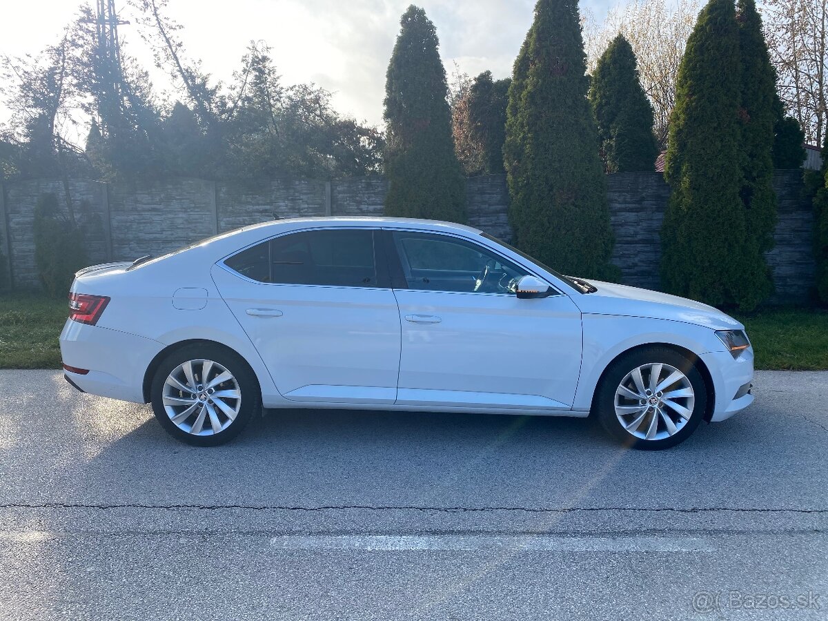 Škoda Superb 2.0 TDi - 4