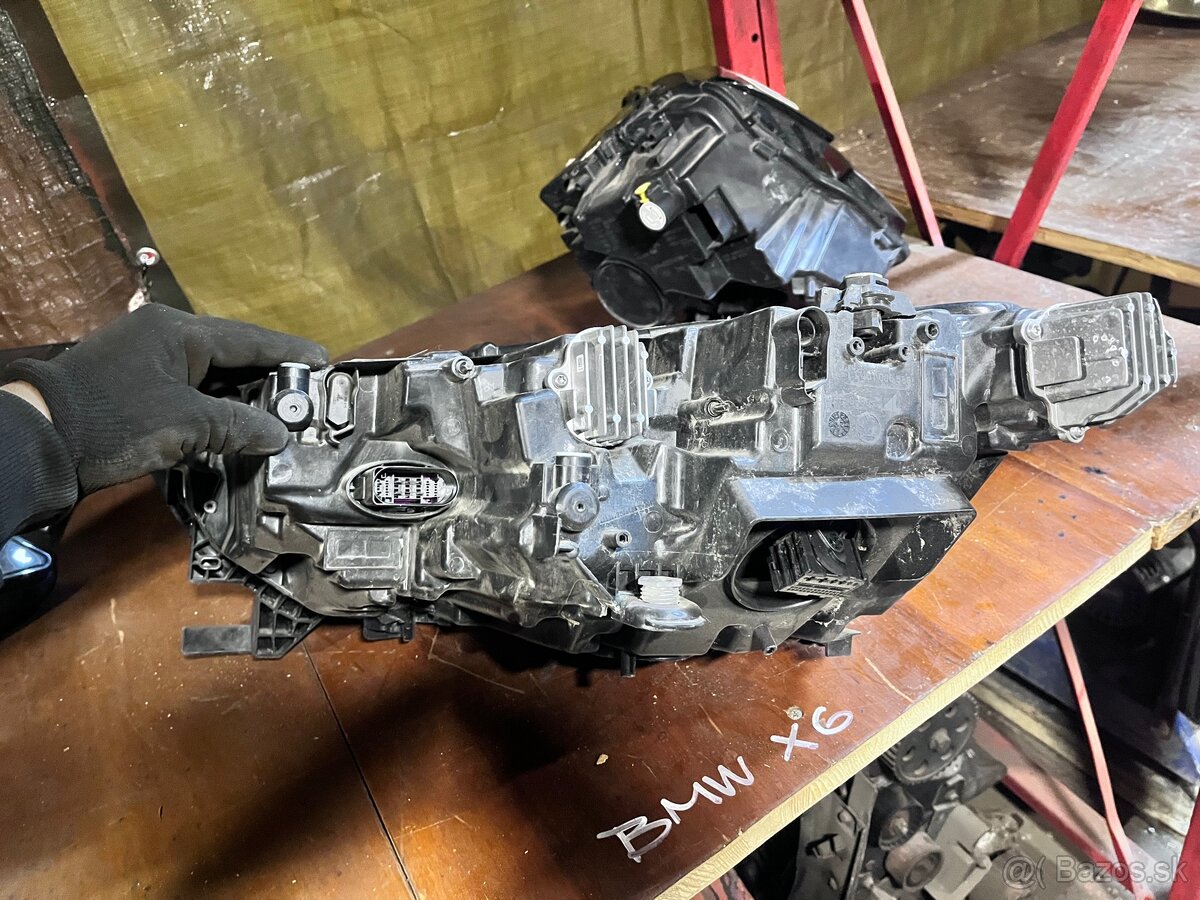 Skoda octavia 4pravy svetlomet - 4