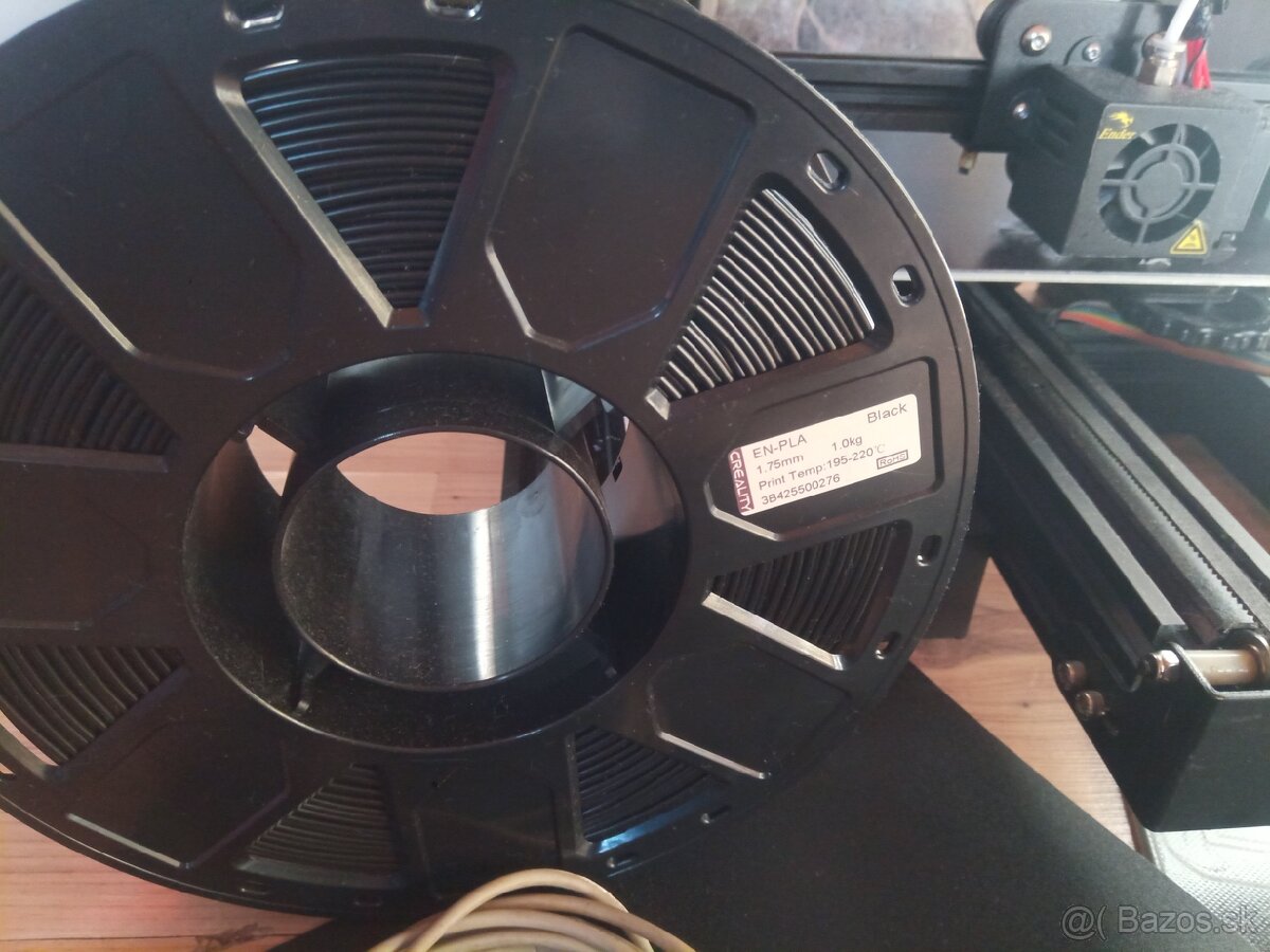 3D tlačiareň ender 3V PRO - 4