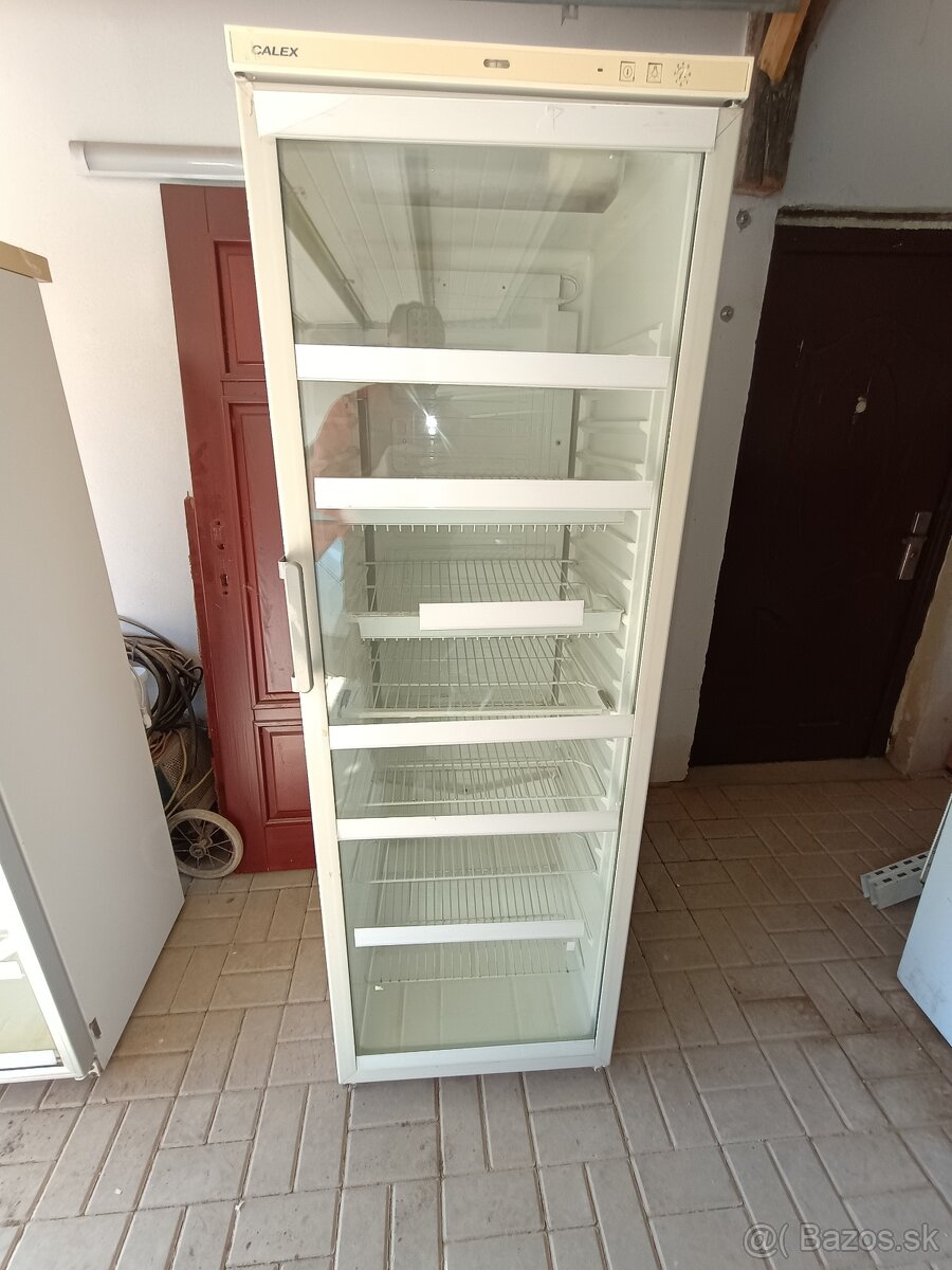 Predám chladničky s vitrinou - 4