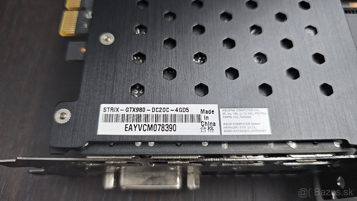 Asus STRIX GTX980 - 4