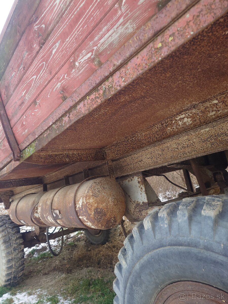 Vlecka za traktor 7t - 4