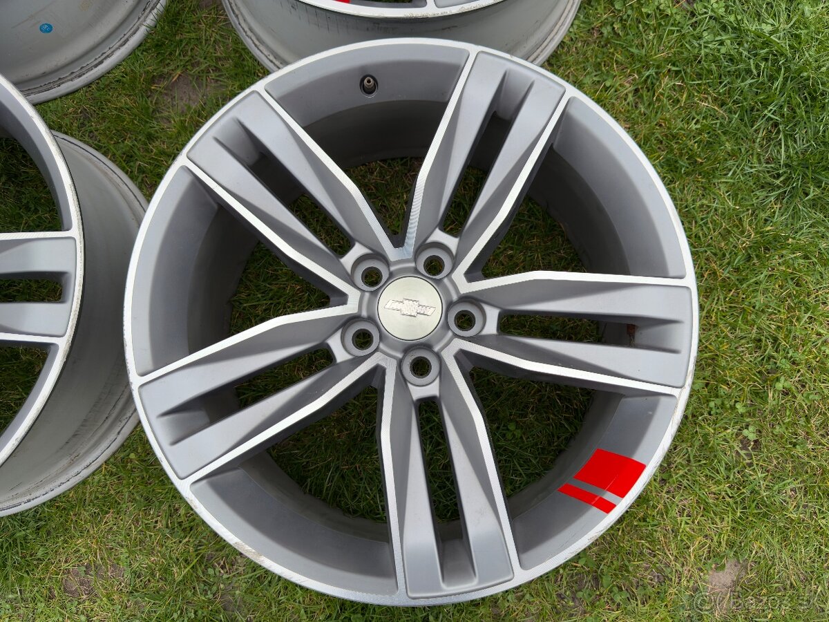 ALU disky R20 | 8,5J | 5x120 - 4