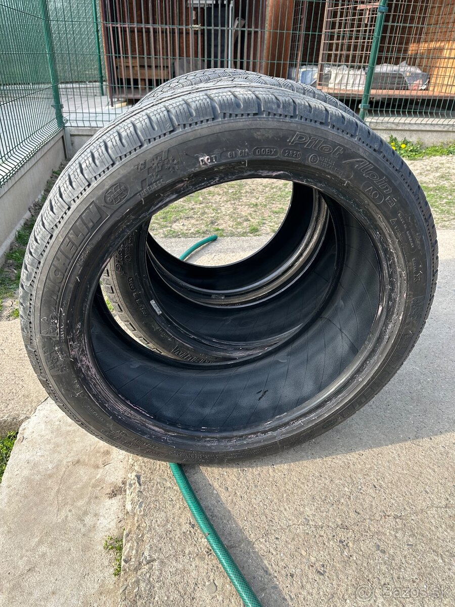 Michelin 235/45R19 - 4