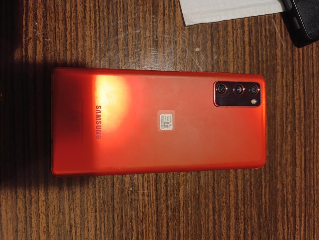 Predám samsung s20Fe - 4