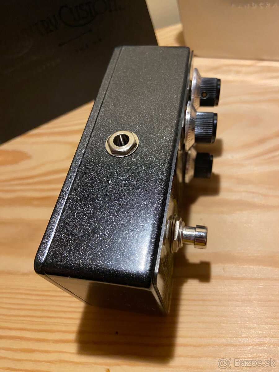 Black Country Customs The Custard Factory bass compressor - 4