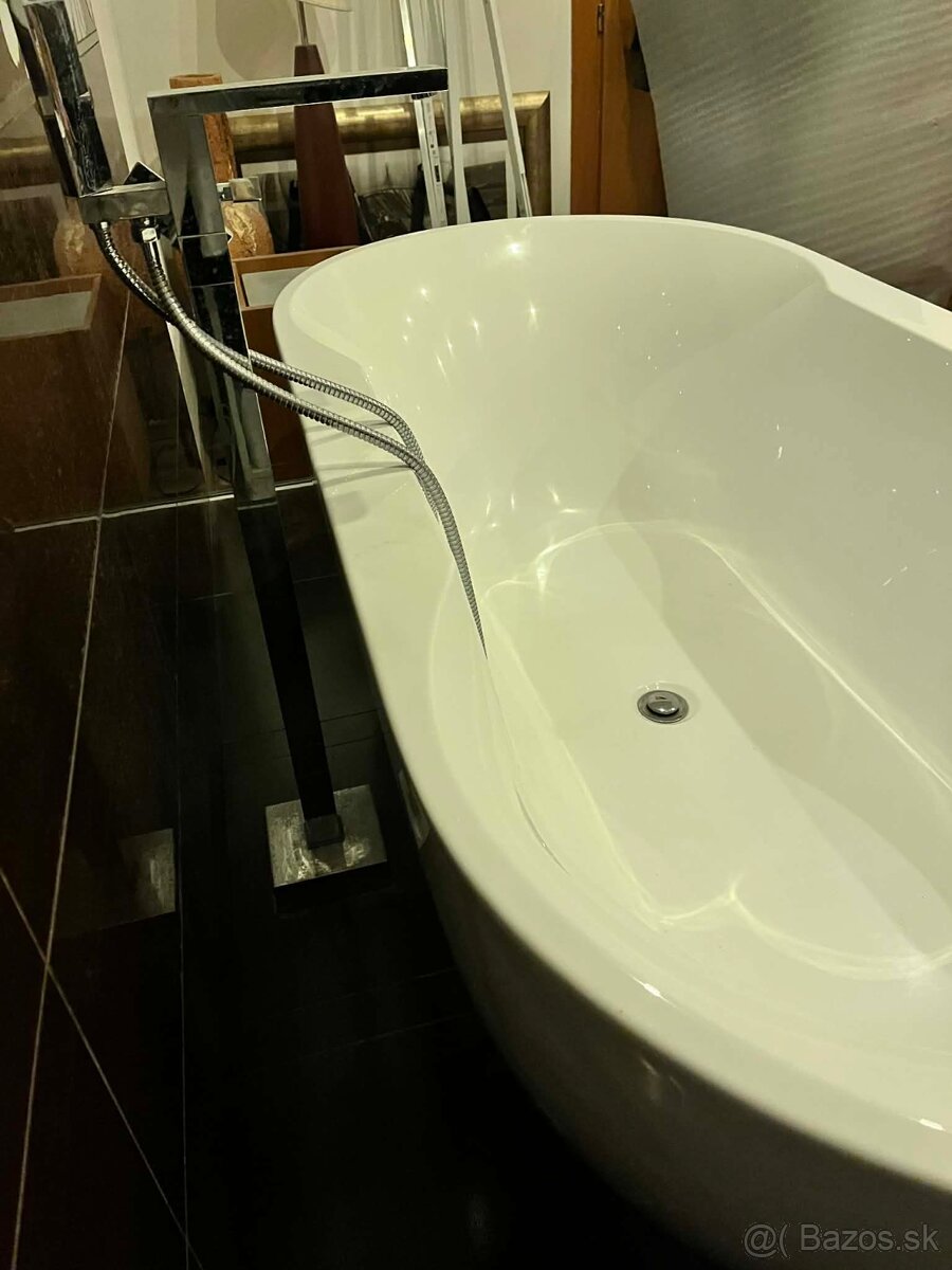 Voľne stojaca vaňa 180x85 - 4