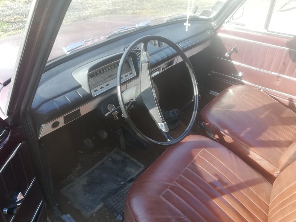 Predám nedokončený projekt LADA 2102 VB - 4