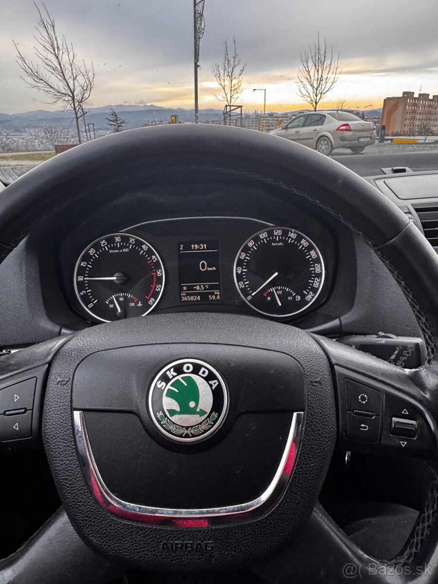 Octavia 2 facelift combi 1.6tdi - 4