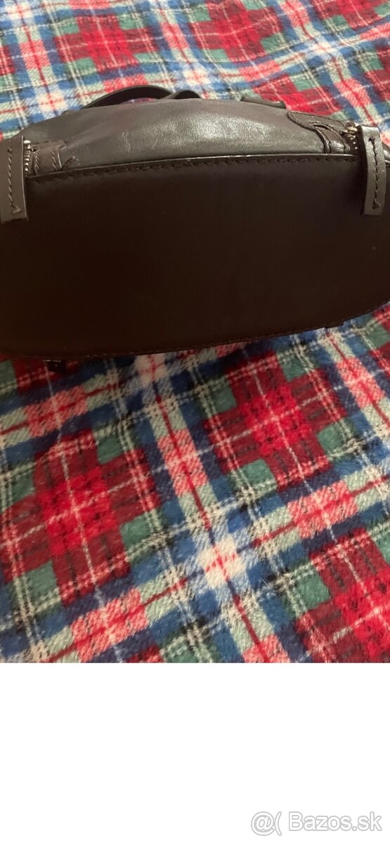 Versace Versus kožená kabelka - 4