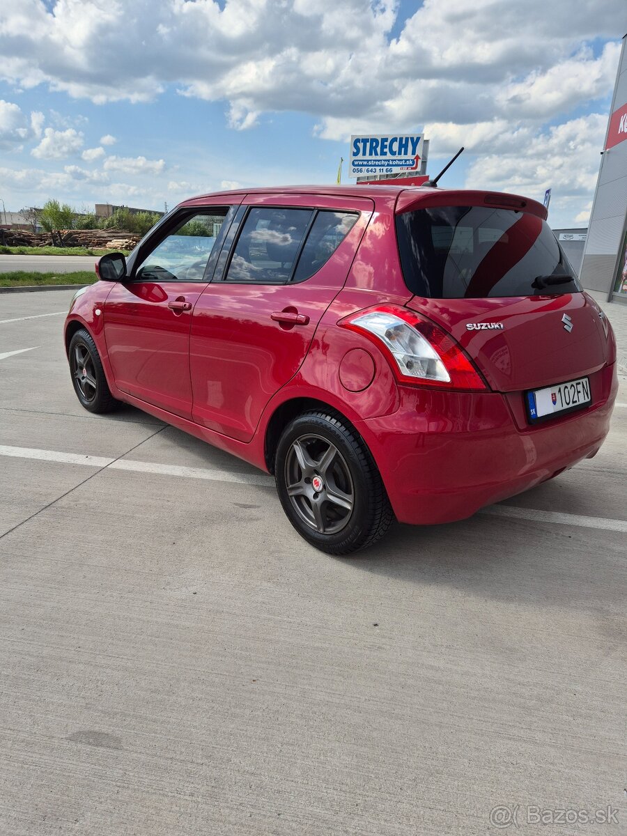 Suzuki Swift 1,2 69 kW LPG. Km 206000 - 4