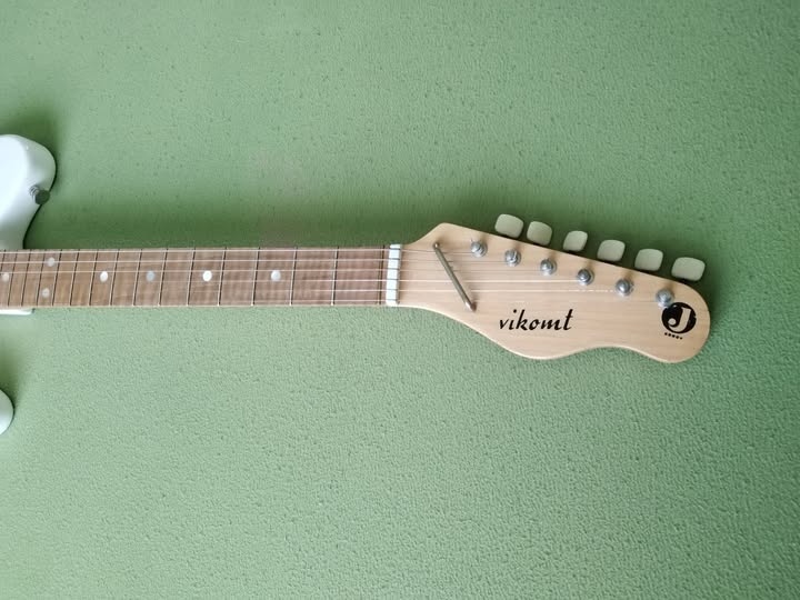 Gitara Jolana - 4