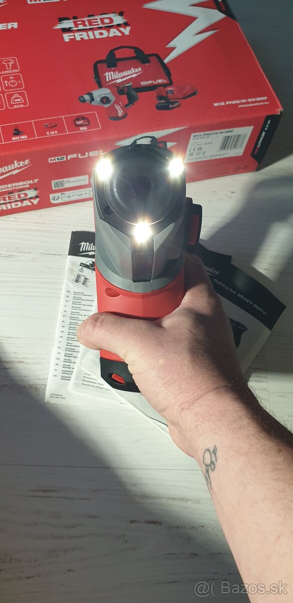 Milwaukee M12 FHAC16 - 4