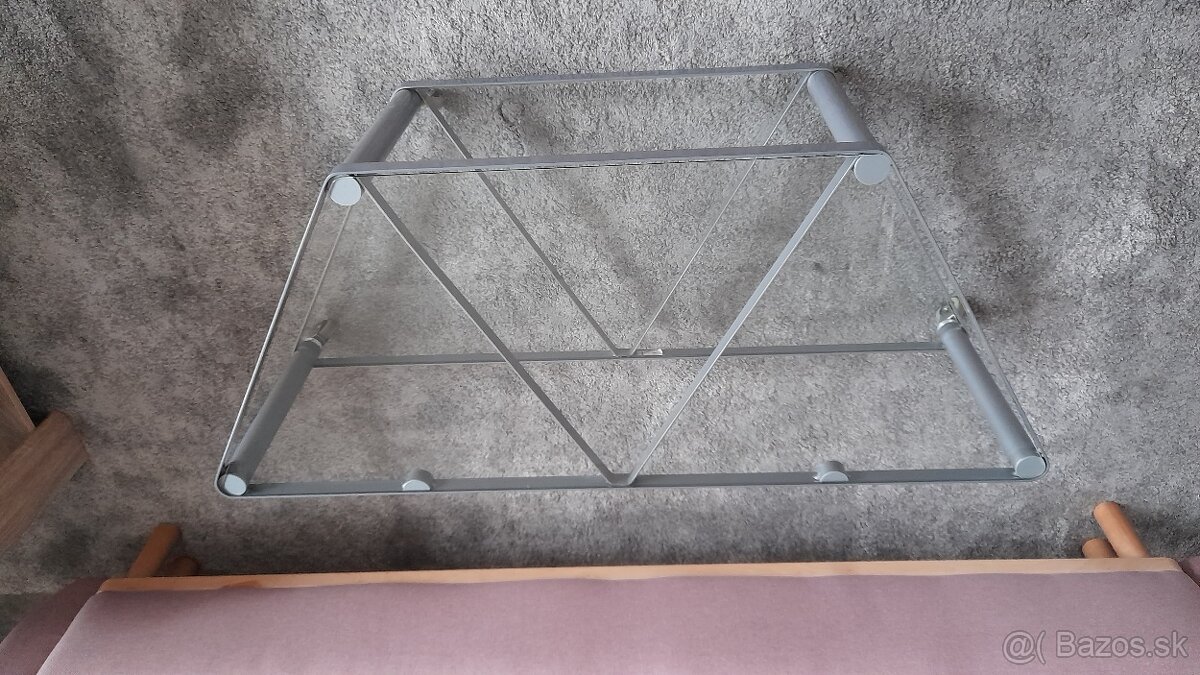 Konferenčný stolík - 4