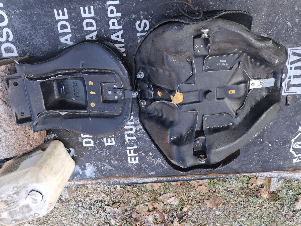 Harley Davidson sedlo Softail - 4