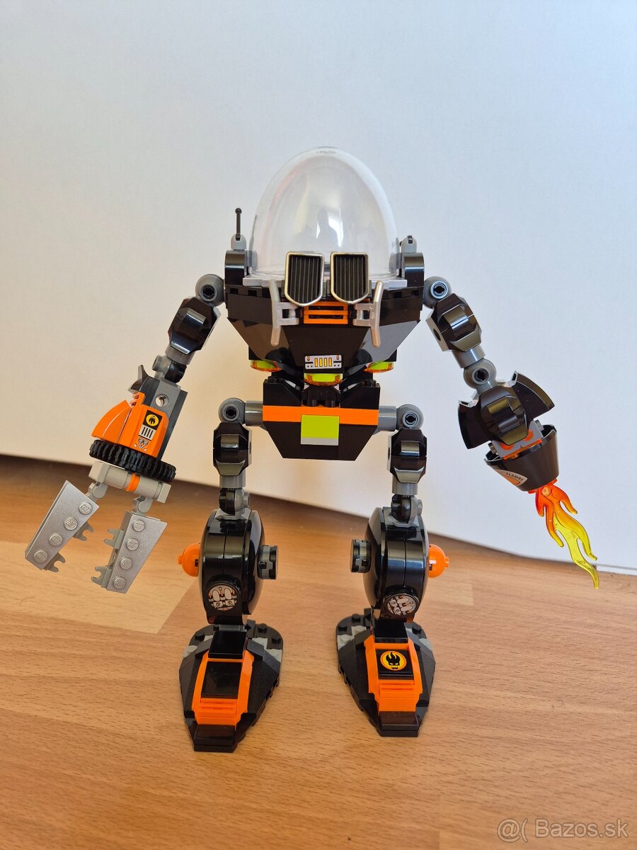 LEGO Agents 8970 Útok robota - 4