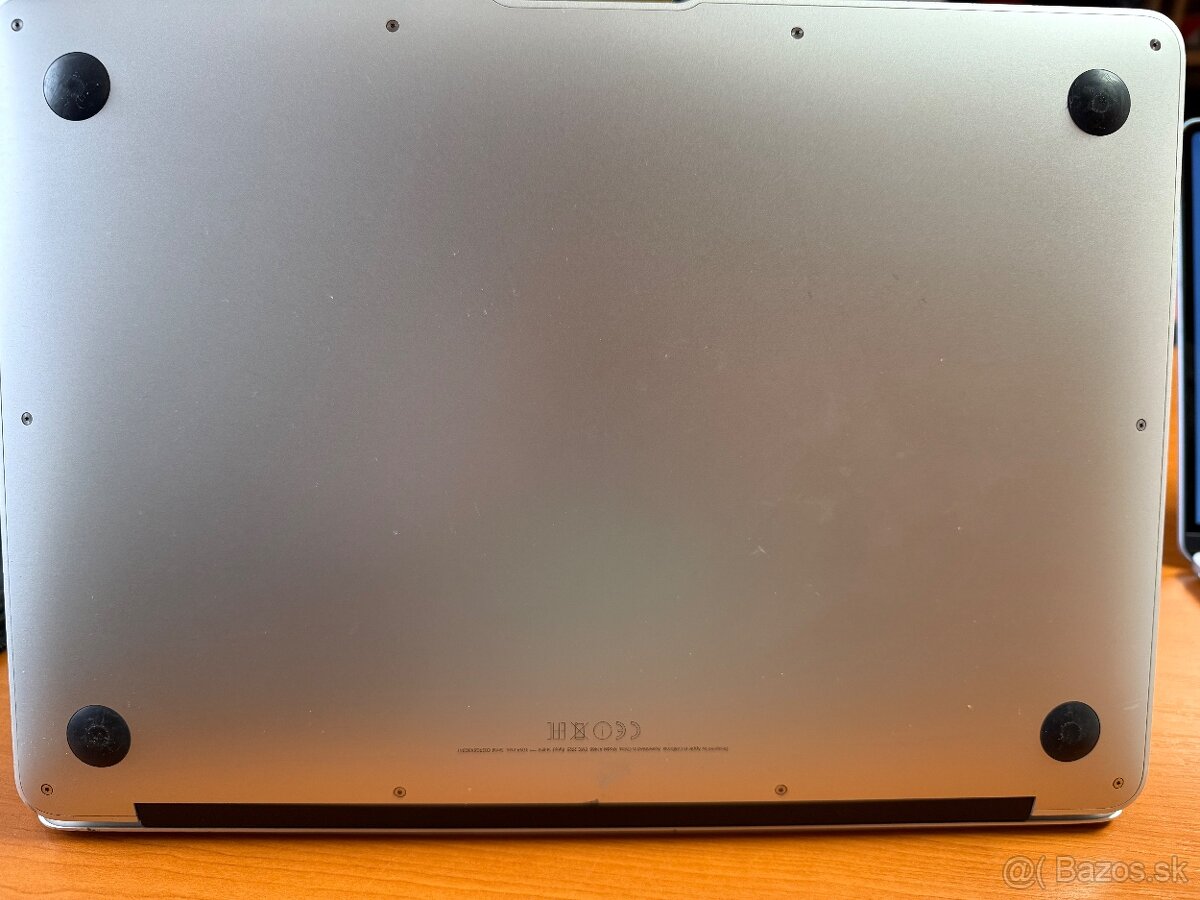 Macbook Air Early 2015 13” - 4