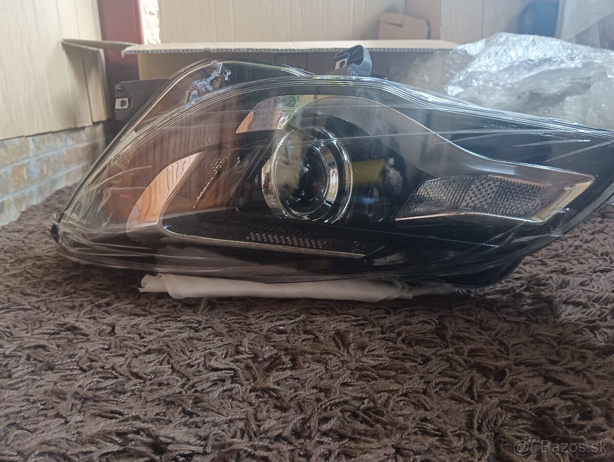 Predné svetlo - 4