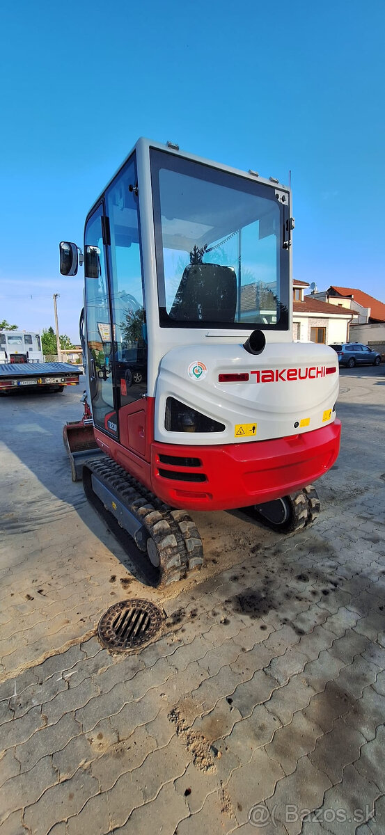 TAKEUCHI TB230 DIESEL - 4