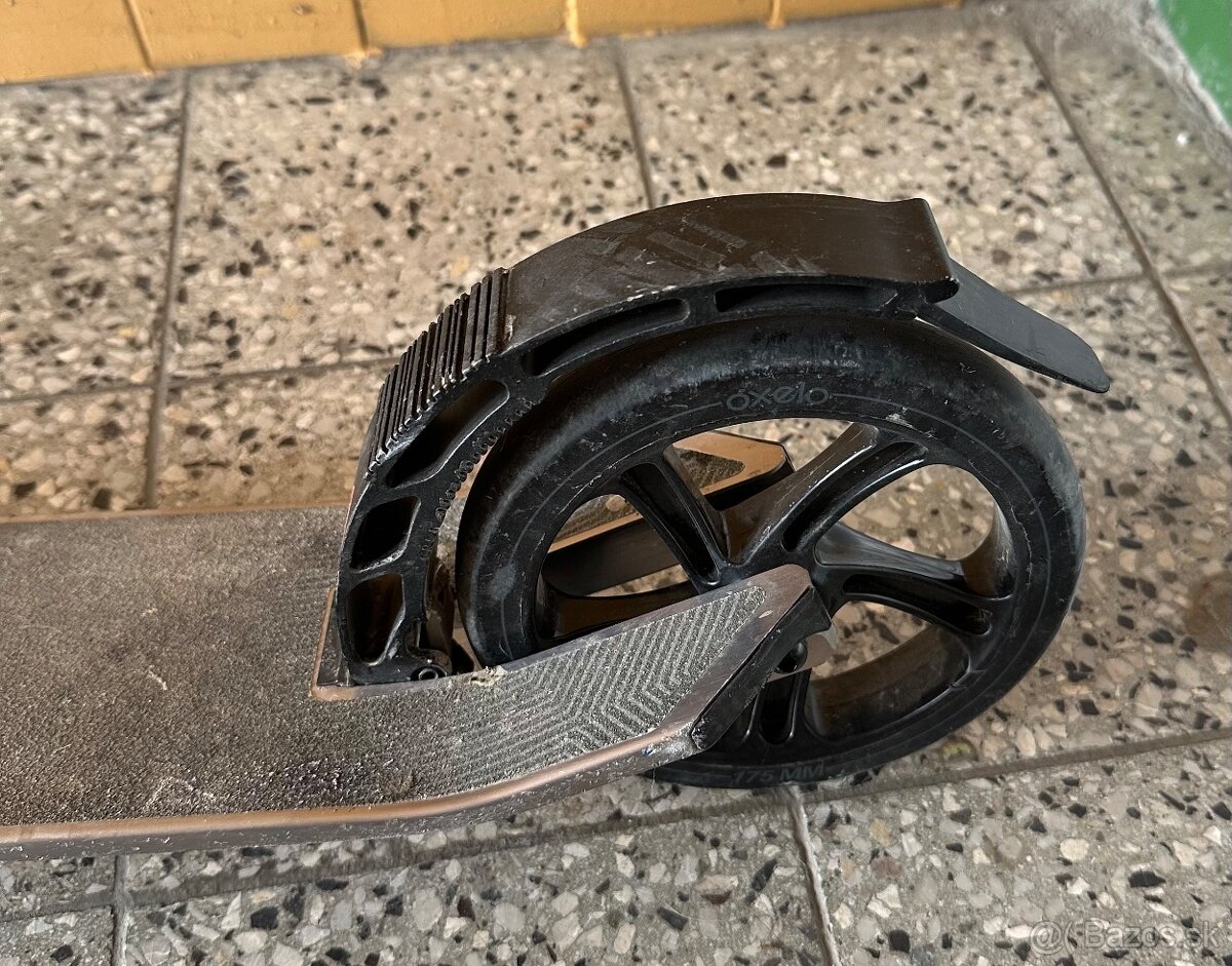 Kolobezka Oxelo Mid9 - 4