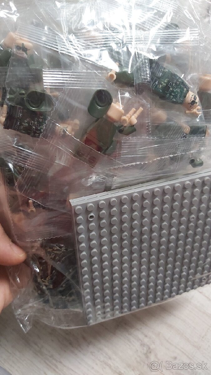 Stavebnice kompatibilne s legom a postavicky - 4